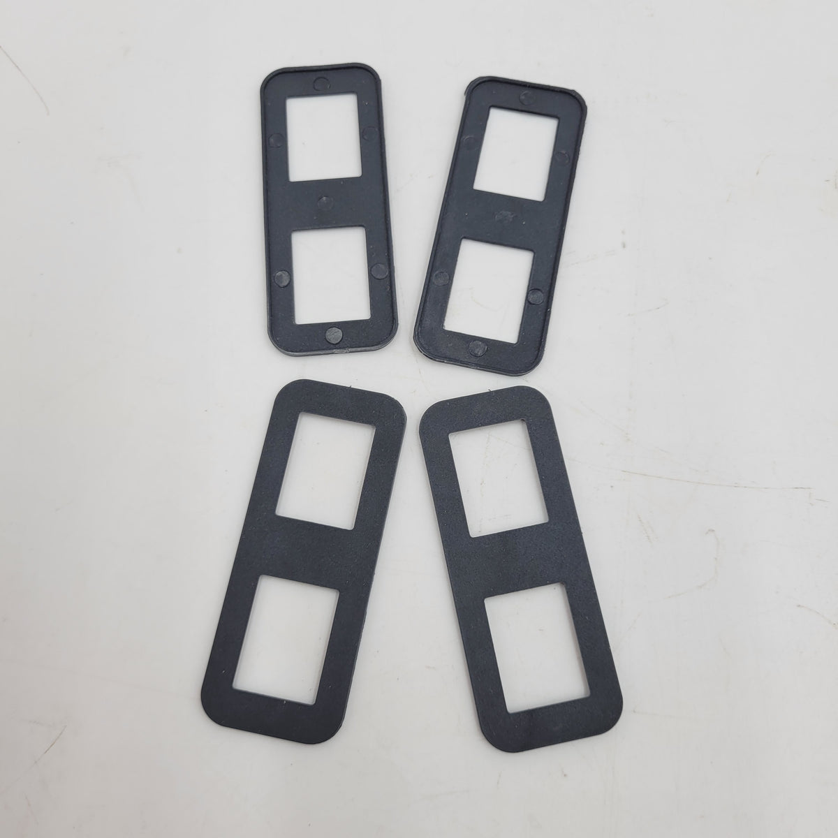 Land Rover Series 3 Defender 90 110 130 Door Hinge Gasket Seals pack of 2 347369