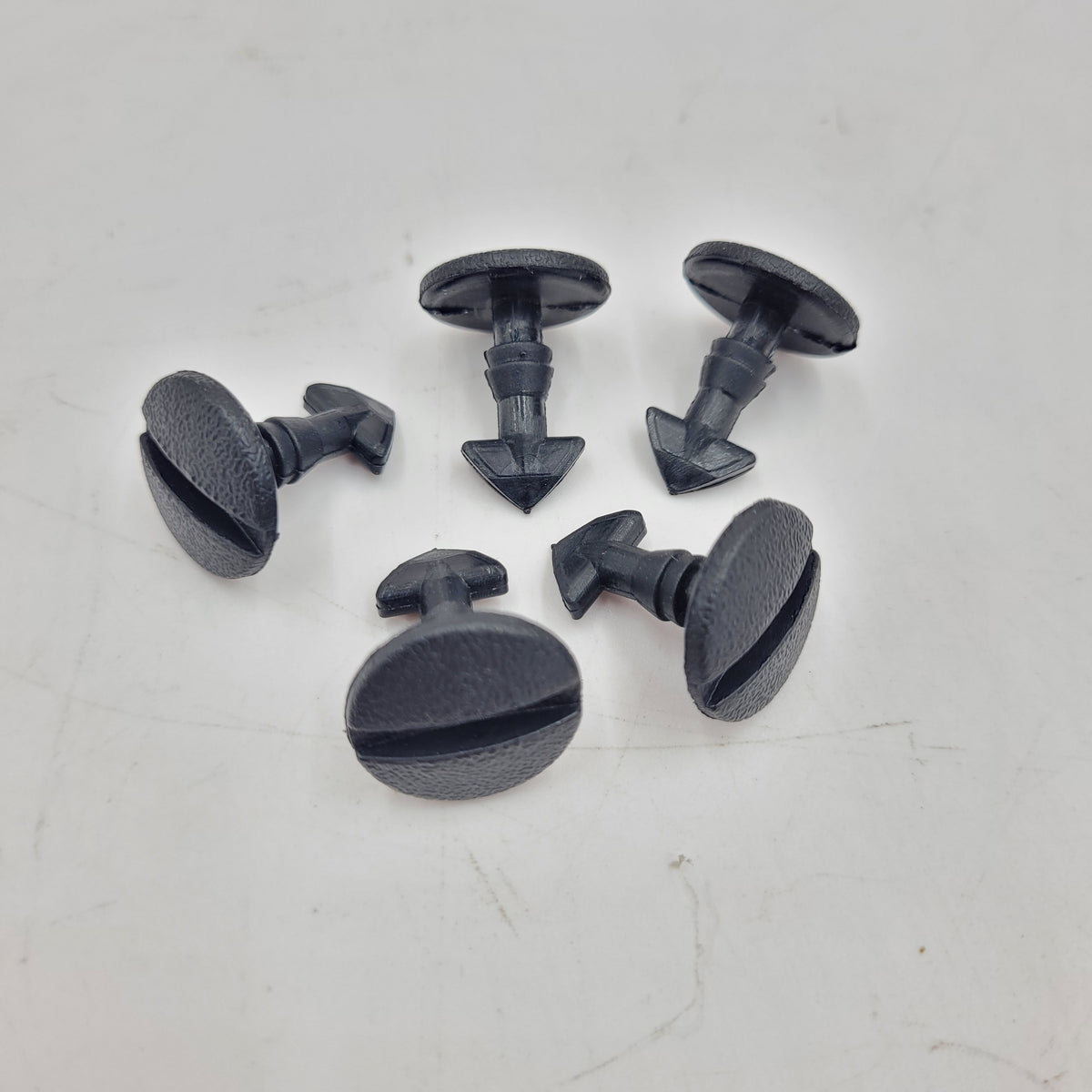 Land Rover Rang Rover Sport Rear Tow Cover Clip DYR500010 Set of 5