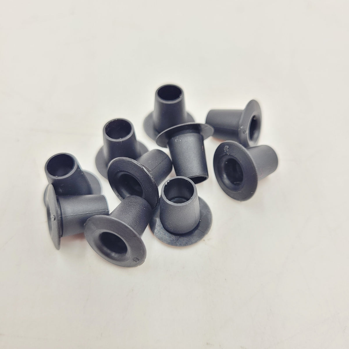 LAND ROVER DISCOVERY / RANGE ROVER P38 DOOR TRIM PANEL RETENTION CLIP KIT X10