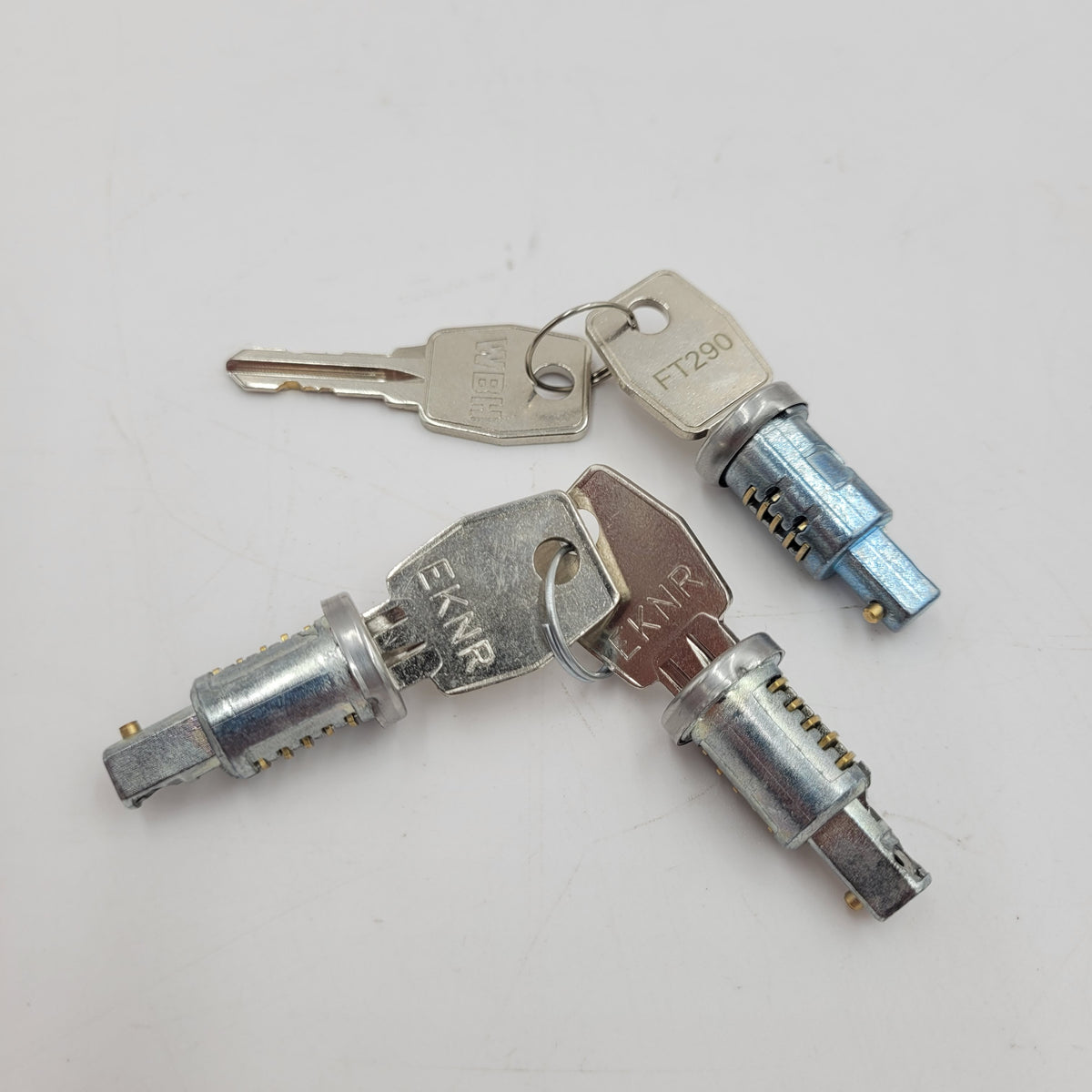 Details about LAND ROVER DEFENDER 90 1983-1990 DOOR LOCK 3 BARREL & KEY SET MTC6504
