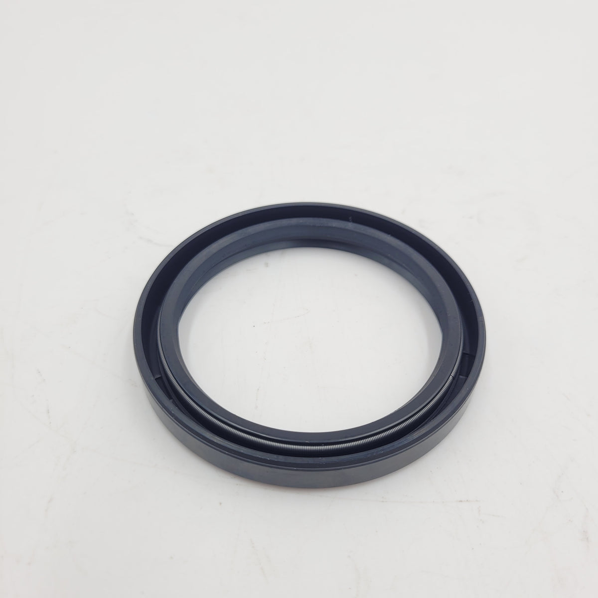 LR DEFENDER DISCOVERY RR Classic 300TDi Crankshaft Oil Seal ERR4575