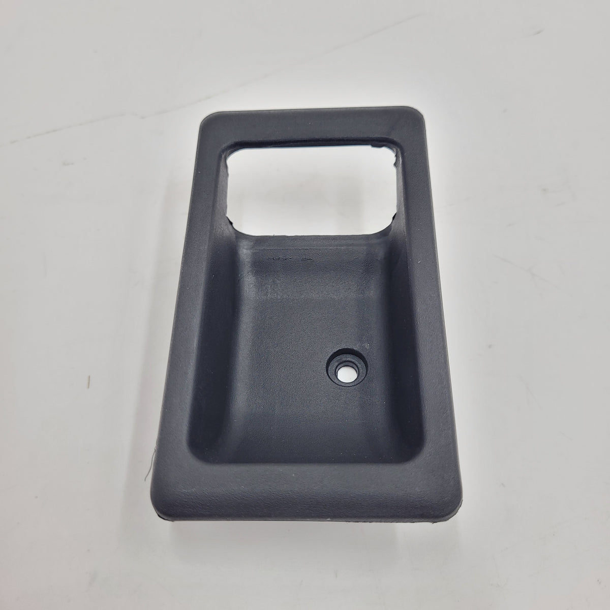 Land Rover Defender 90 / 110 / 130 Interior Door Handle Bezal Left DBP6533PMA