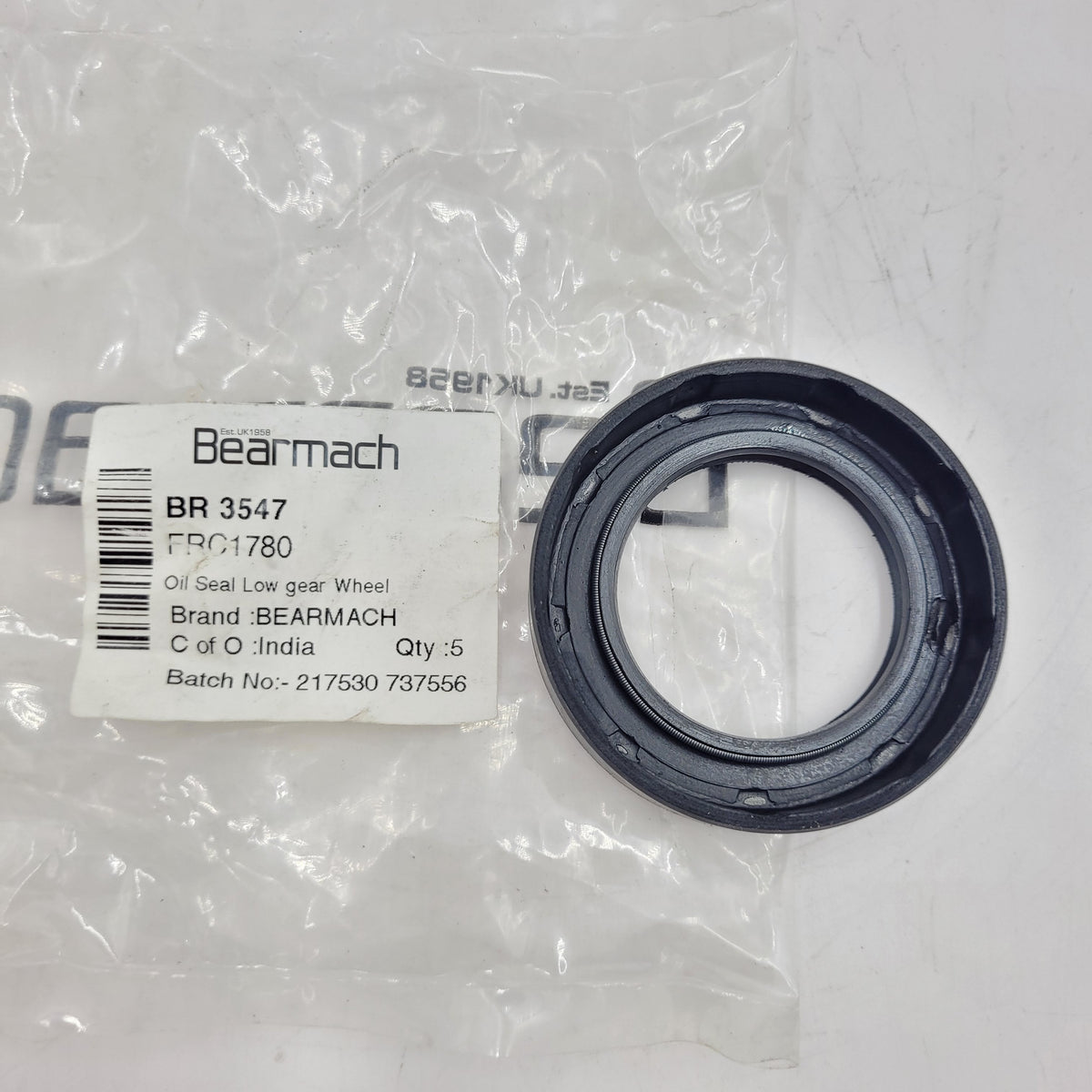 LR SERIES Oil Seal Output Shaft Front and Rear BR3547 / FRC1780