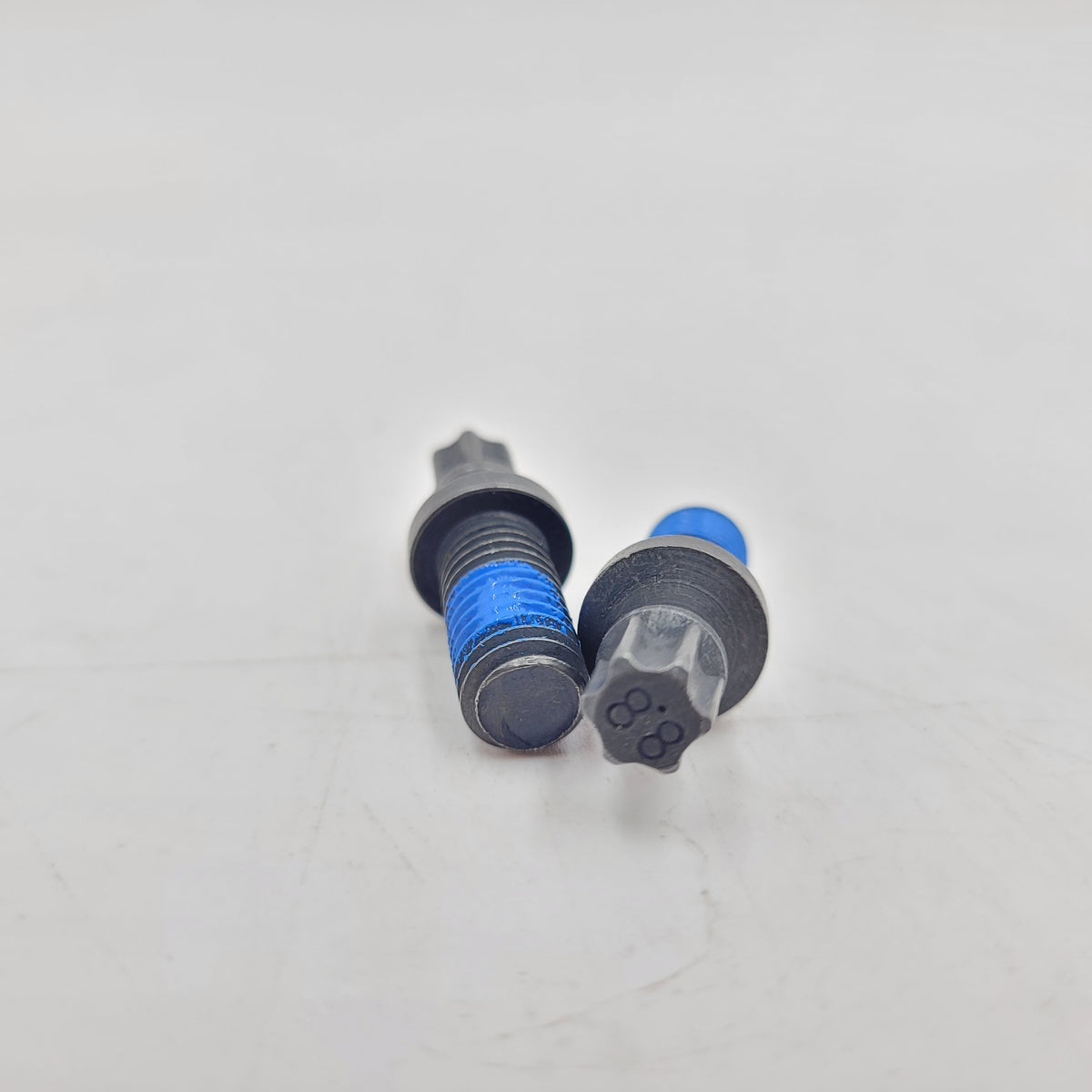 LR DEFENDER RRC FREELANDER Sheer Bolts for Steering Lock / Barrel later Type QRH100030 SET X2