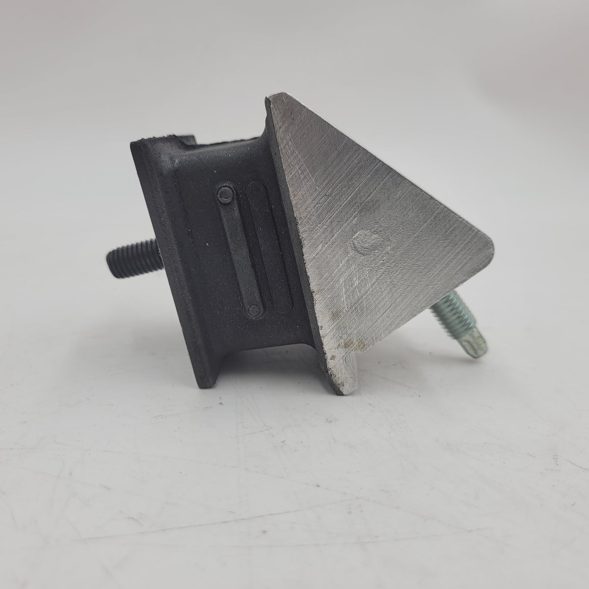 Left Engine Mounting Part KQB500560