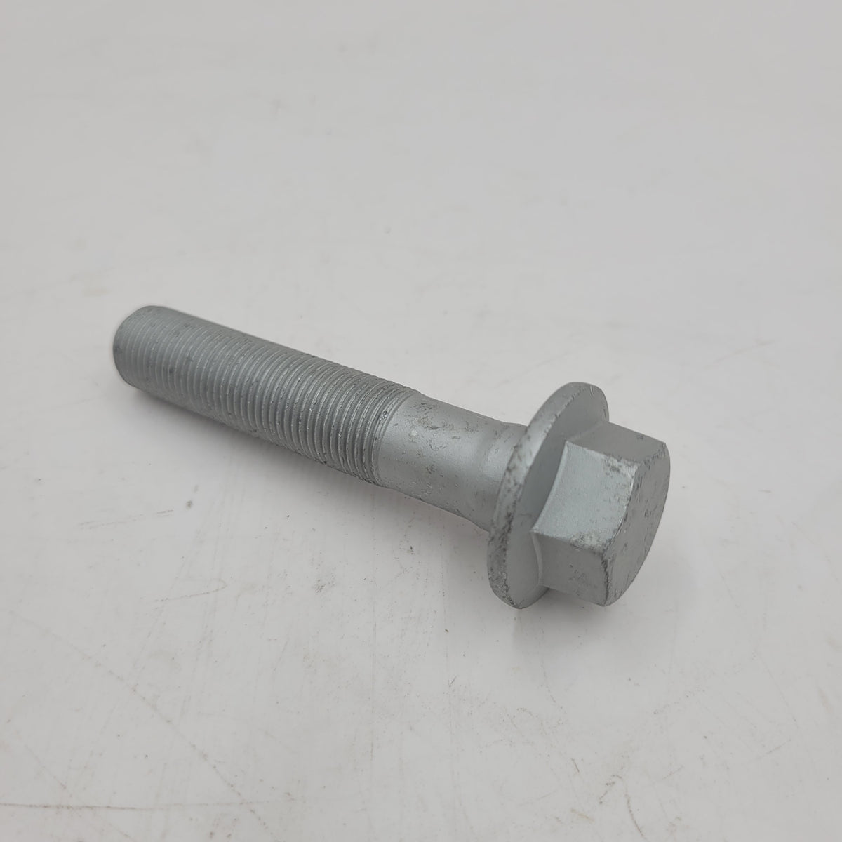 LR DEFENDER 02- Panhard Rod Bolt M16 x 82 RYG101460