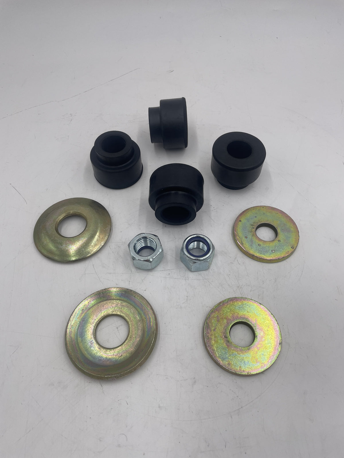Land Rover Discovery / Defender Front Radius Arm to Chassis Bush Set DA2353