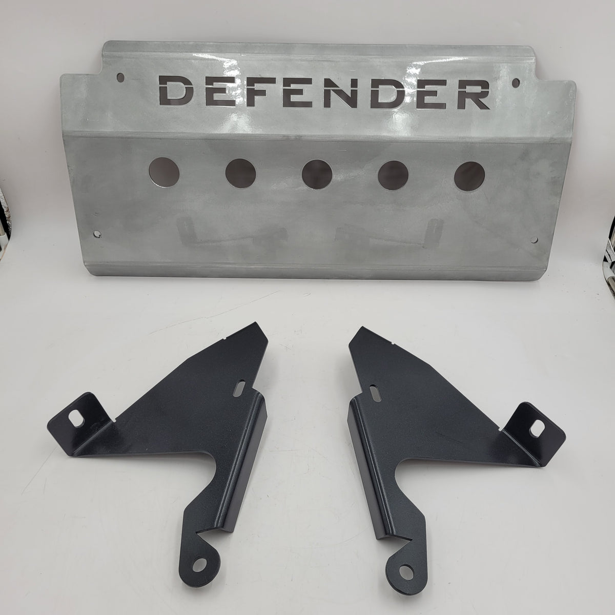 LR DEFENDER -16 Aluminum Steering Guard Gloss Silver BA083