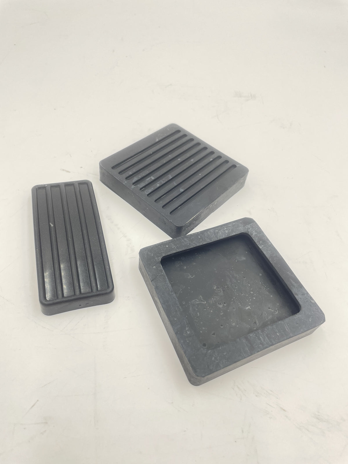 Details about Land Rover Defender 90 / Defender 110 Accelerator Pedal Cover 11H1781L