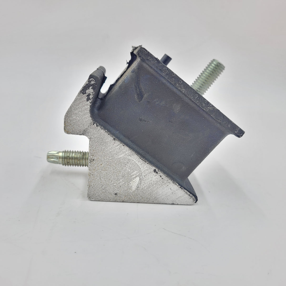 Land Rover Discovery 2 1998-2004 Rubber Engine Mount Part KKB102450
