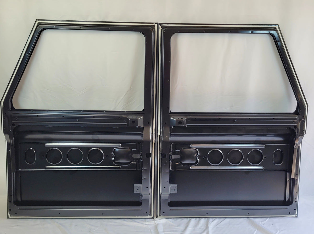 Defender PUMA 2006-2016 Doors - Front LH&RH SY-LR01-01L & SY-LR01-01R ( LR029311 & LR029310 )
