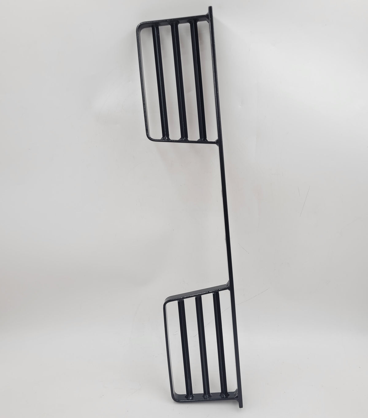 Land Rover & Range Rover Rear Twin Step In Black DA4070B