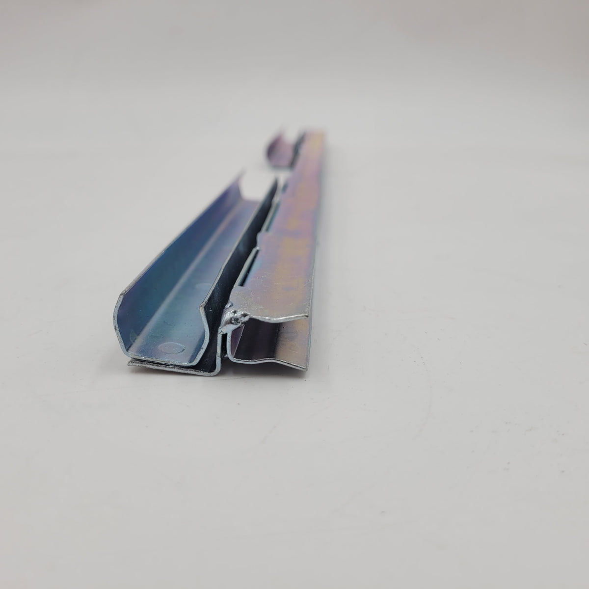 LR DEFENDER -94 Front Door Window Drop Glass Runner Channel MTC8477