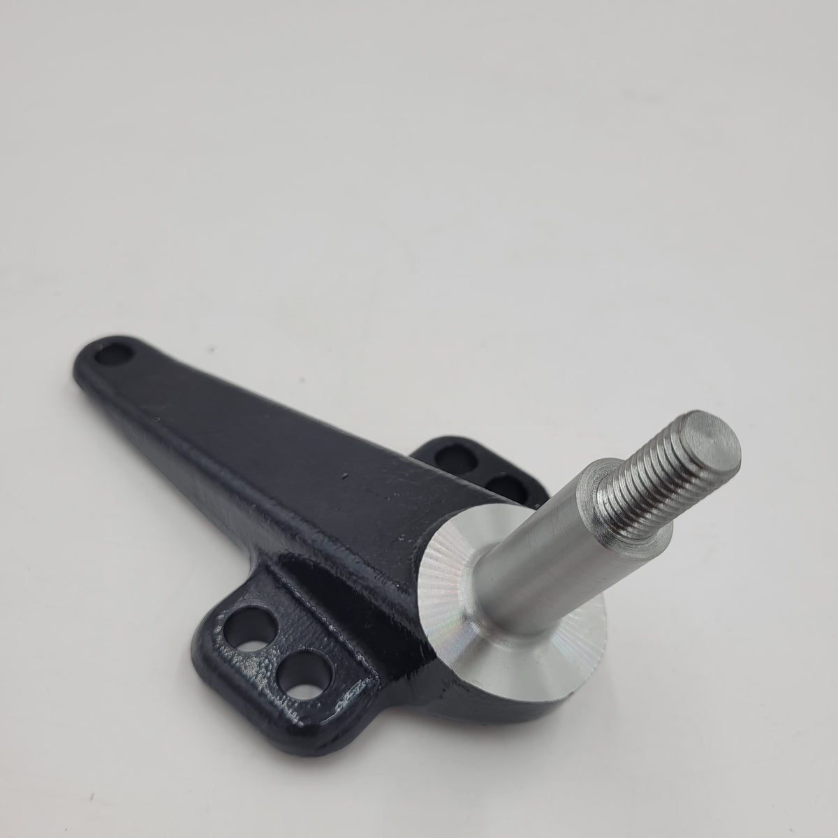 LR DEFENDER DISCOVERY RRC Rear Upper Shock Absorber Bracket LR041260