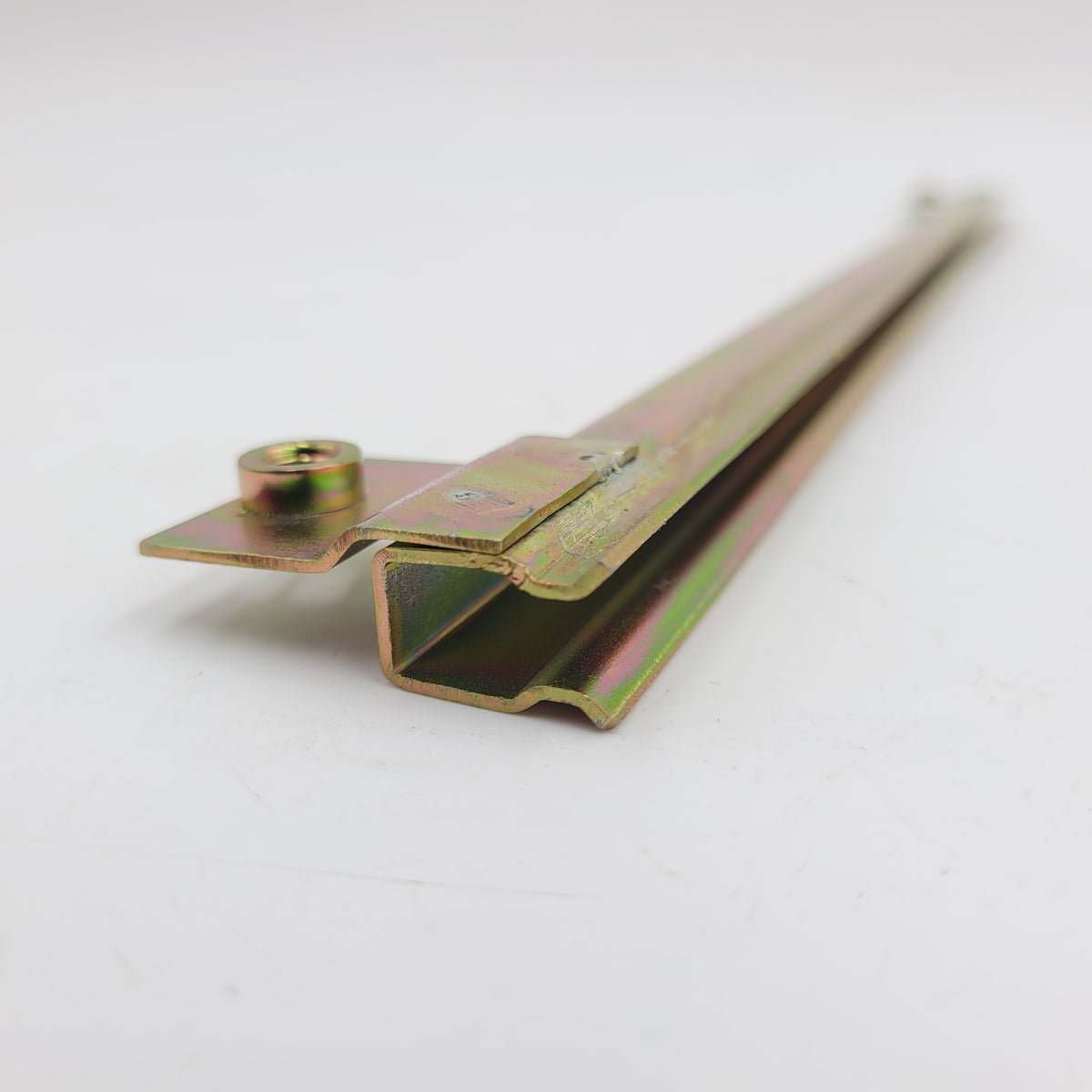 Land Rover Discovery 1 Front Door Glass Channel - ALR8022