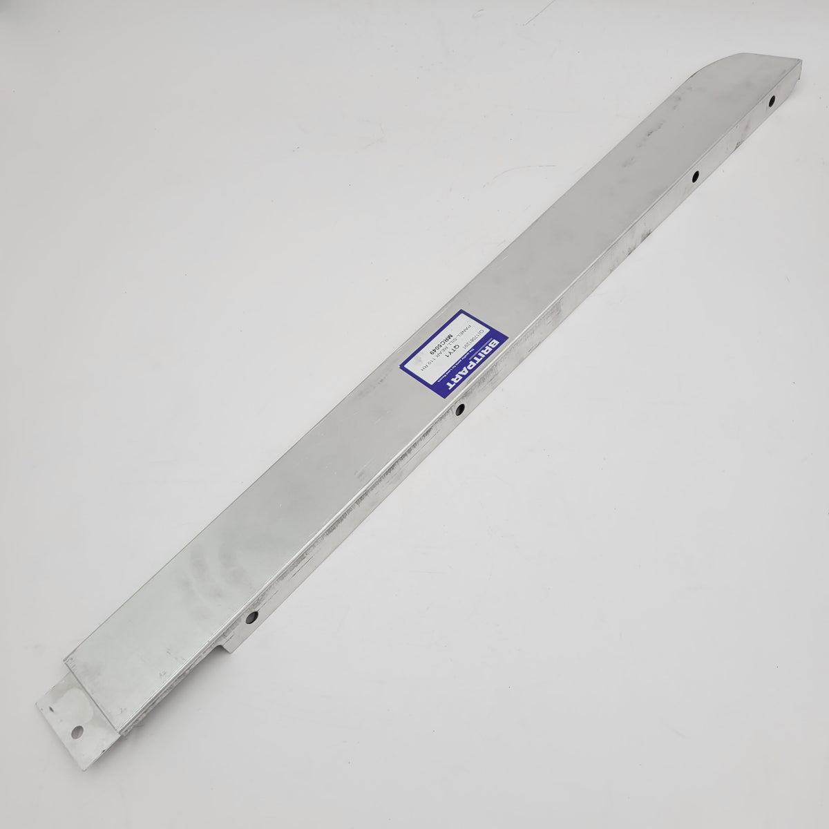 Sill Panel RH Rear Outer Defender SW / DC Part MRC5049