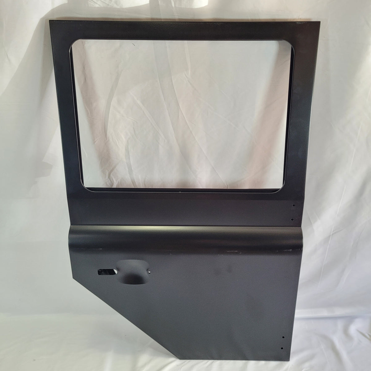LAND ROVER DEFENDER PUMA REAR DOOR DEFENDER SECOND ROW DOOR LR027545 RH