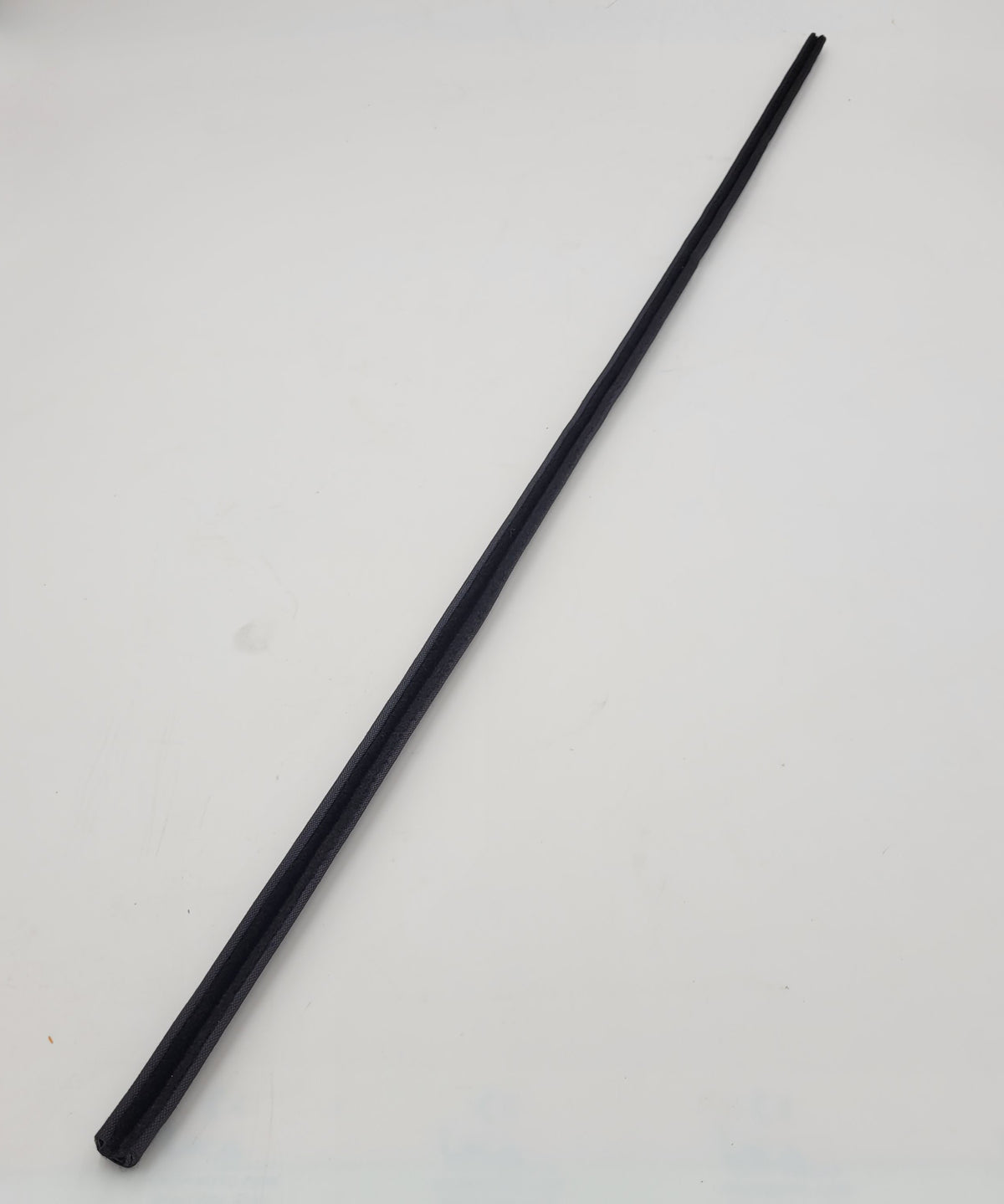 LR DEFENDER Front Door Window Channel Rear Vertical Piece CFE000720 / MXC5836