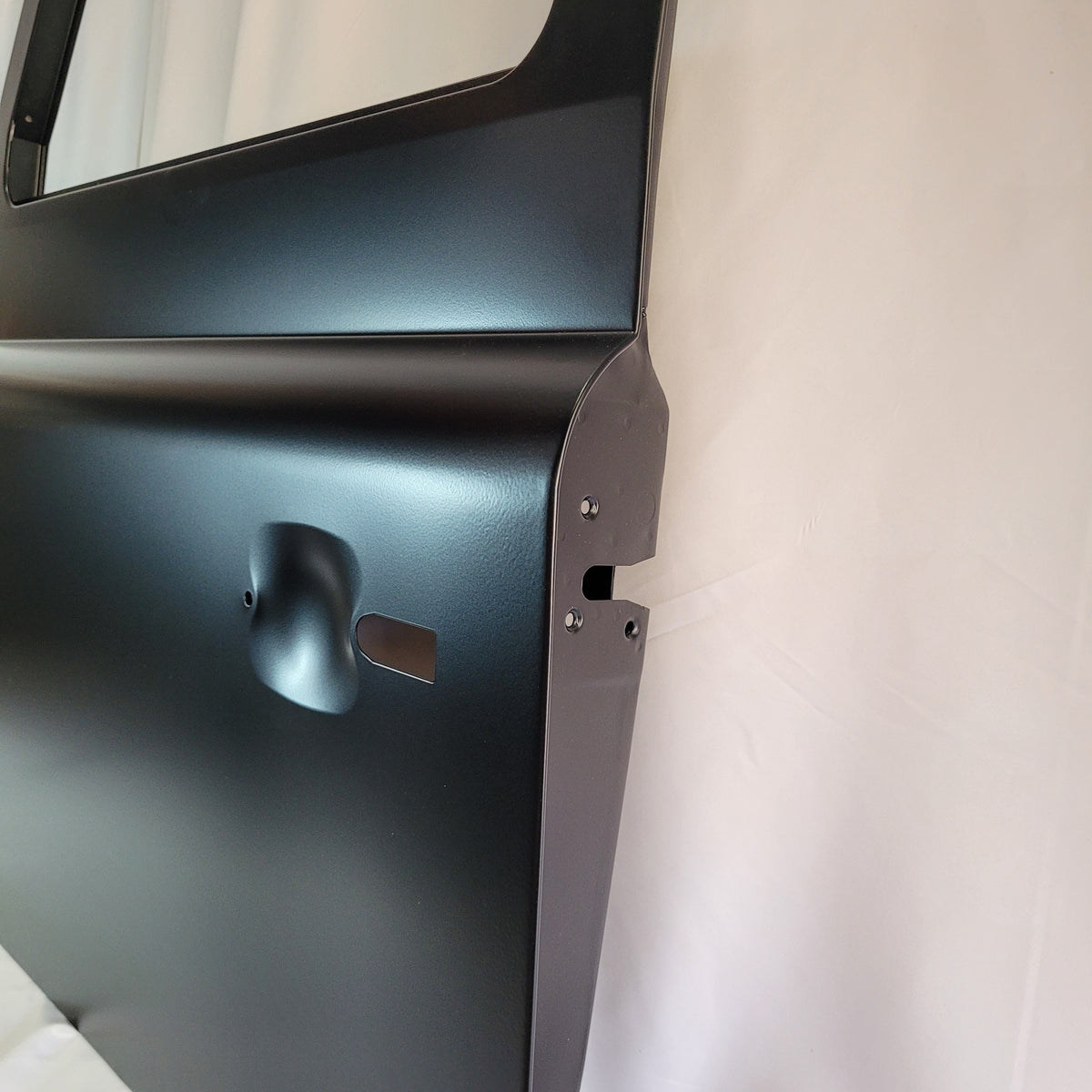 DEFENDER 2005-2016 DOOR FRONT, 2nd Row and Rear LH and RH sides (SY-LR5DDS)
