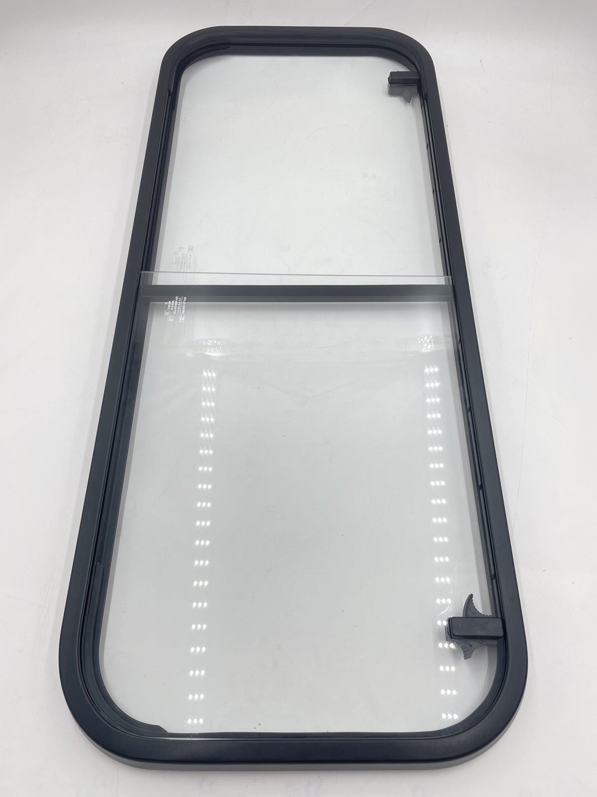 LR DEFENDER -16 RH Sliding Window Also Fits Crew Cab Rear 37x15.5x1.5in LR044315