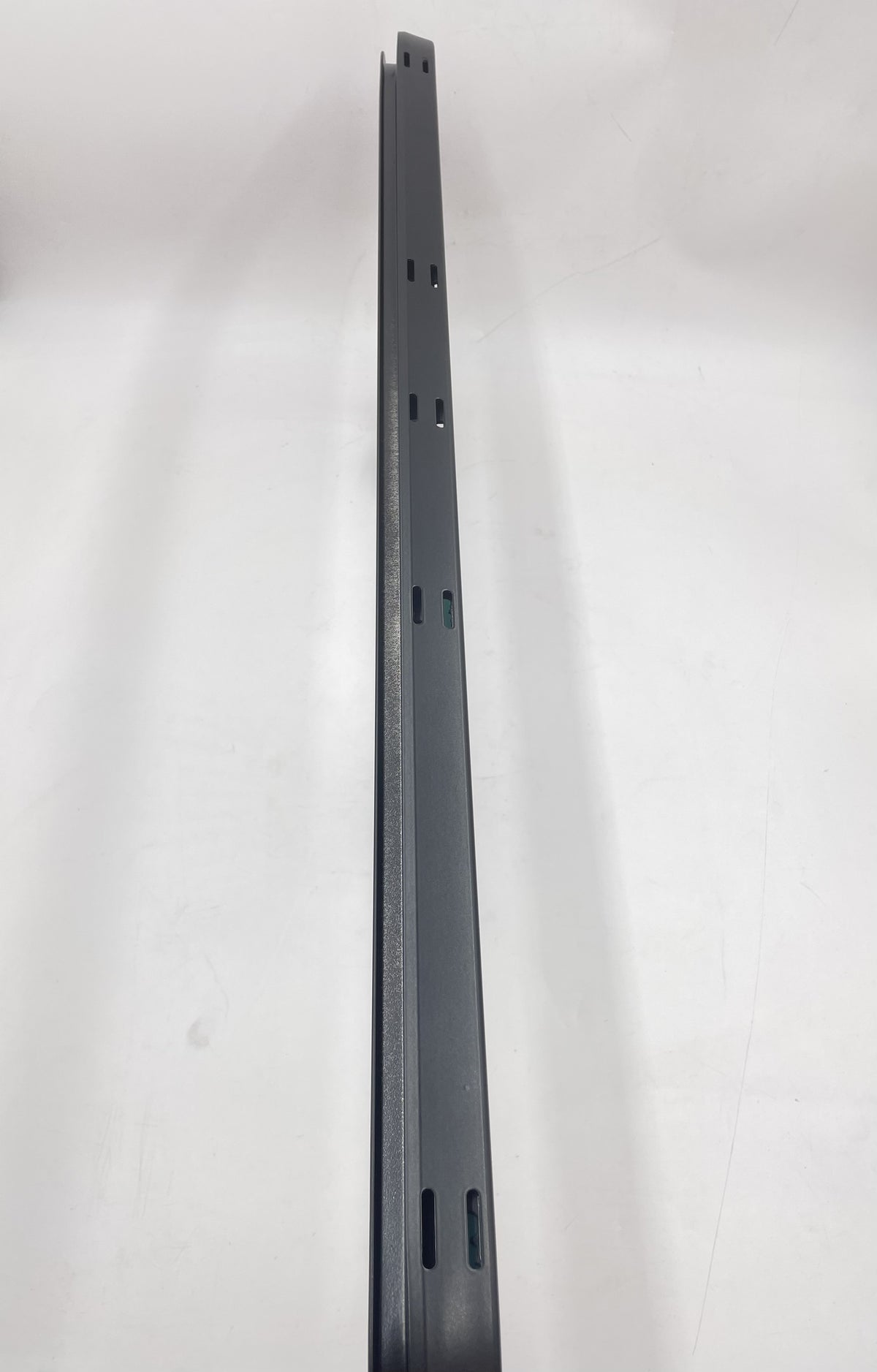 LR DEFENDER -16 RH Sliding Window Also Fits Crew Cab Rear 37x15.5x1.5in LR044315
