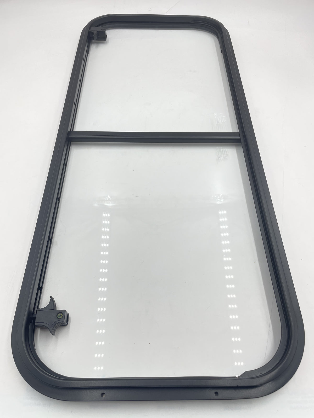 LR DEFENDER -16 RH Sliding Window Also Fits Crew Cab Rear 37x15.5x1.5in LR044315
