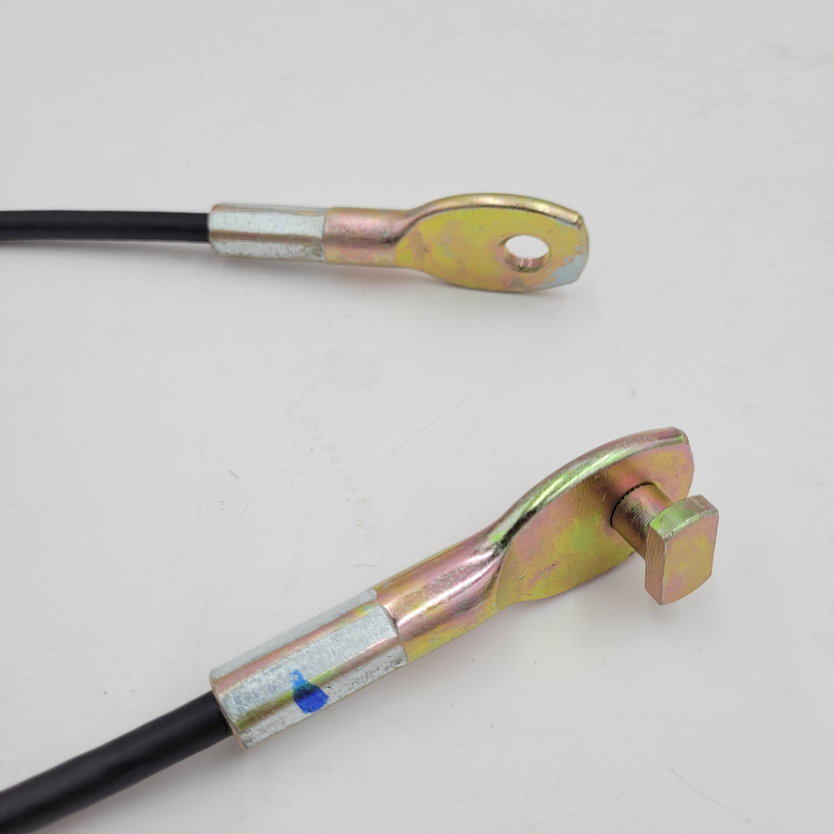 LR DEFENDER -16 Drop Down Tailgate Retention Cable LHD/RHD BYC500070