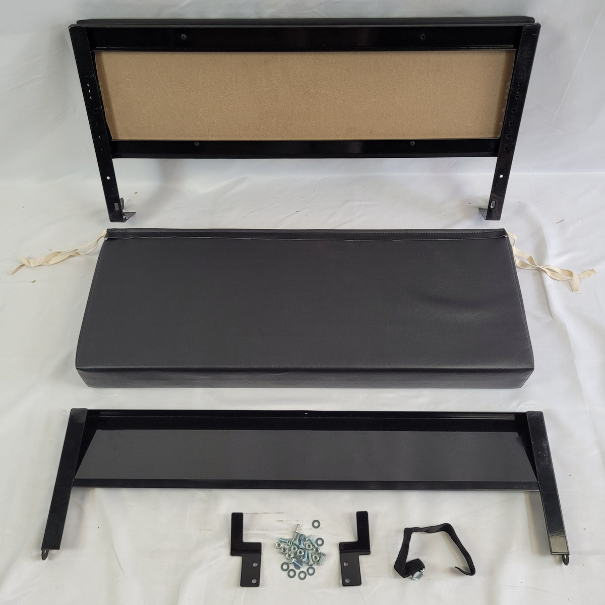 LAND ROVER DEFENDER 110 D110 REAR BENCH SEAT BLACK VINYL DA3059