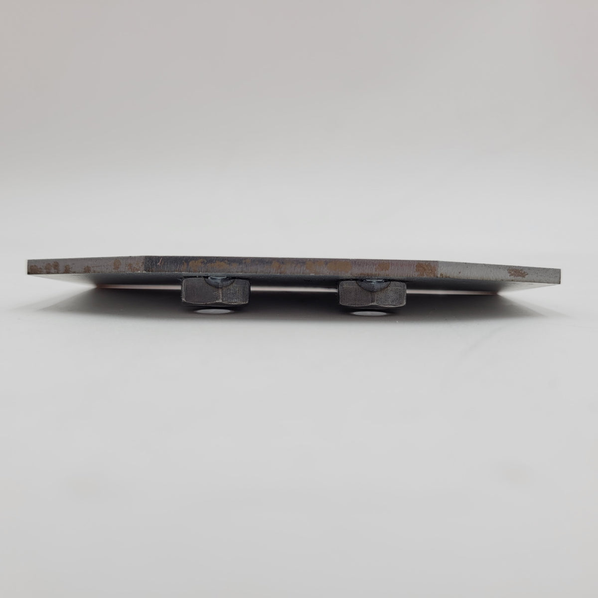 LR DEFENDER -16 FRONT & 2ND ROW DOOR LATCH STRIKER NUT PLATE YRM327 LR016667