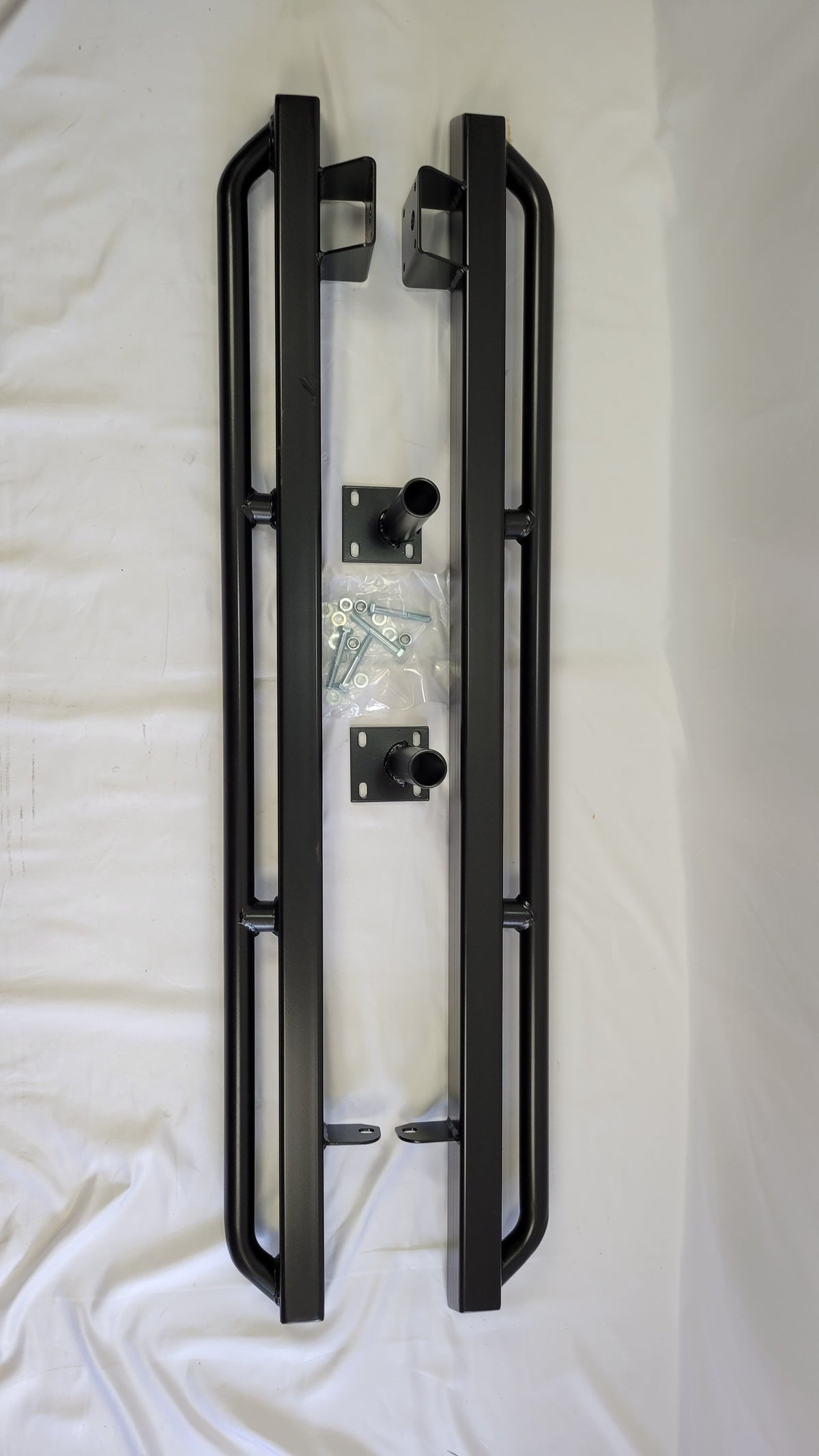 LR DEFENDER 90" -16 Rock & Tree Sliders LRB891