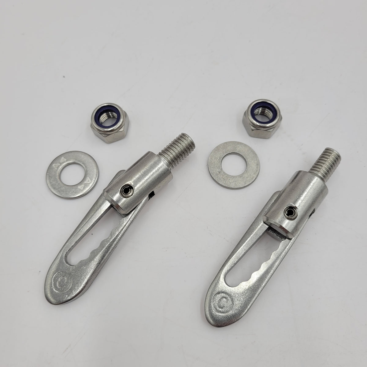 S/S REAR TAILGATE ANTI LUCE DROP LOCK PINSET (PAIR) – LR DEFENDER & SERIES 2/3 YRM1045B / MUC8748