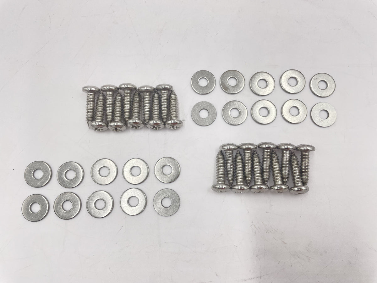 STAINLESS STEEL REAR SAFARI DOOR BOLT KIT – LR DEFENDER & SERIES 2 & 3 YRM1006