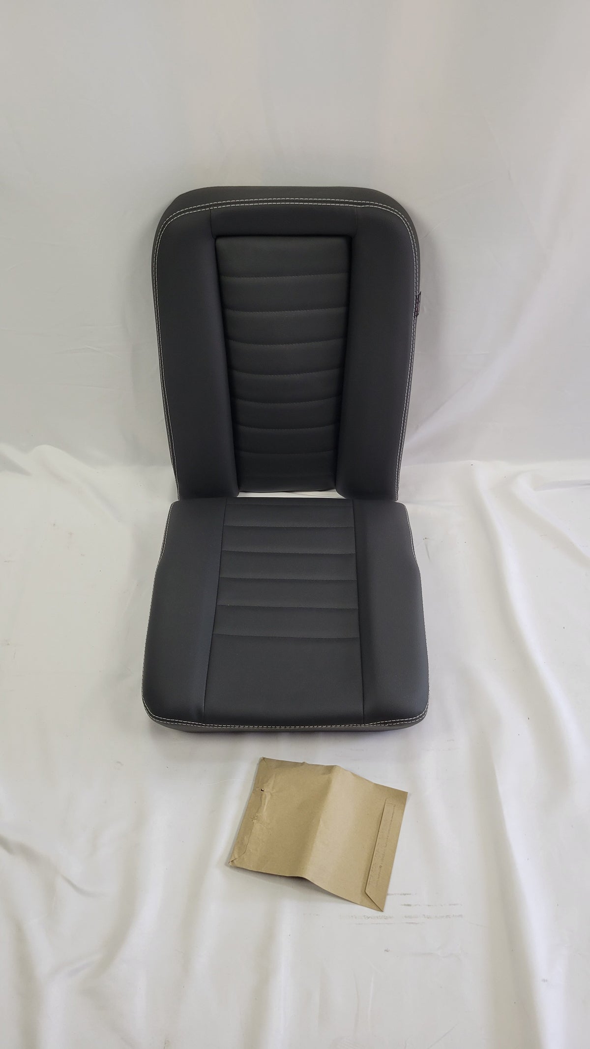 The Classic Low Back Seats EXT351-XSVINYL