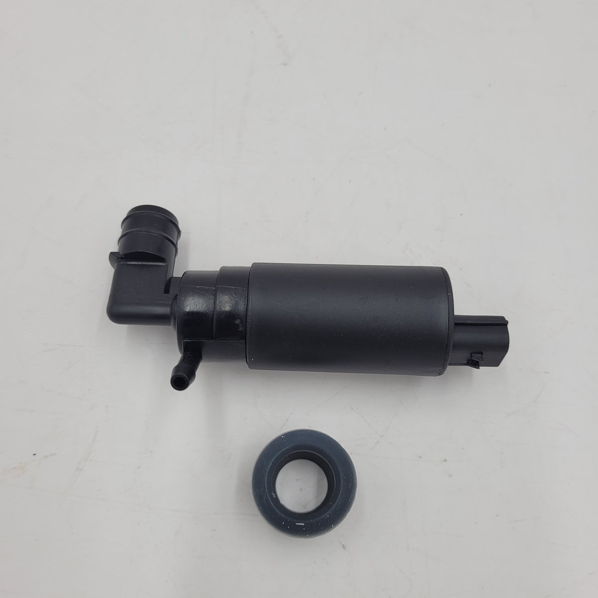 LR DEFENDER -16 DISCOVERY II FREELANDER I Windshield Washer Water Pump DMC100550