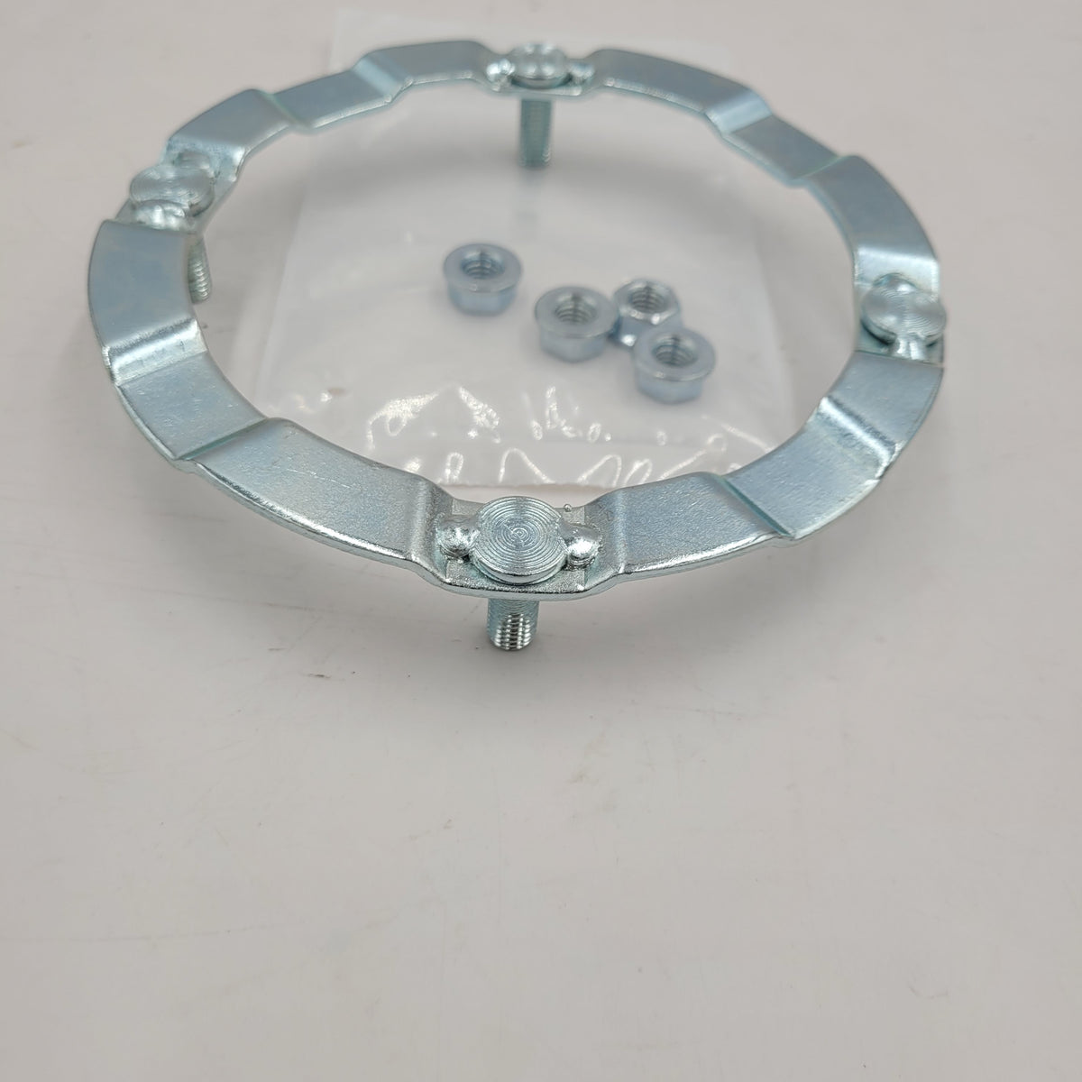 LR DEFENDER 87-16 Front Ring Retainer Metric with nuts Part RNJ500010K