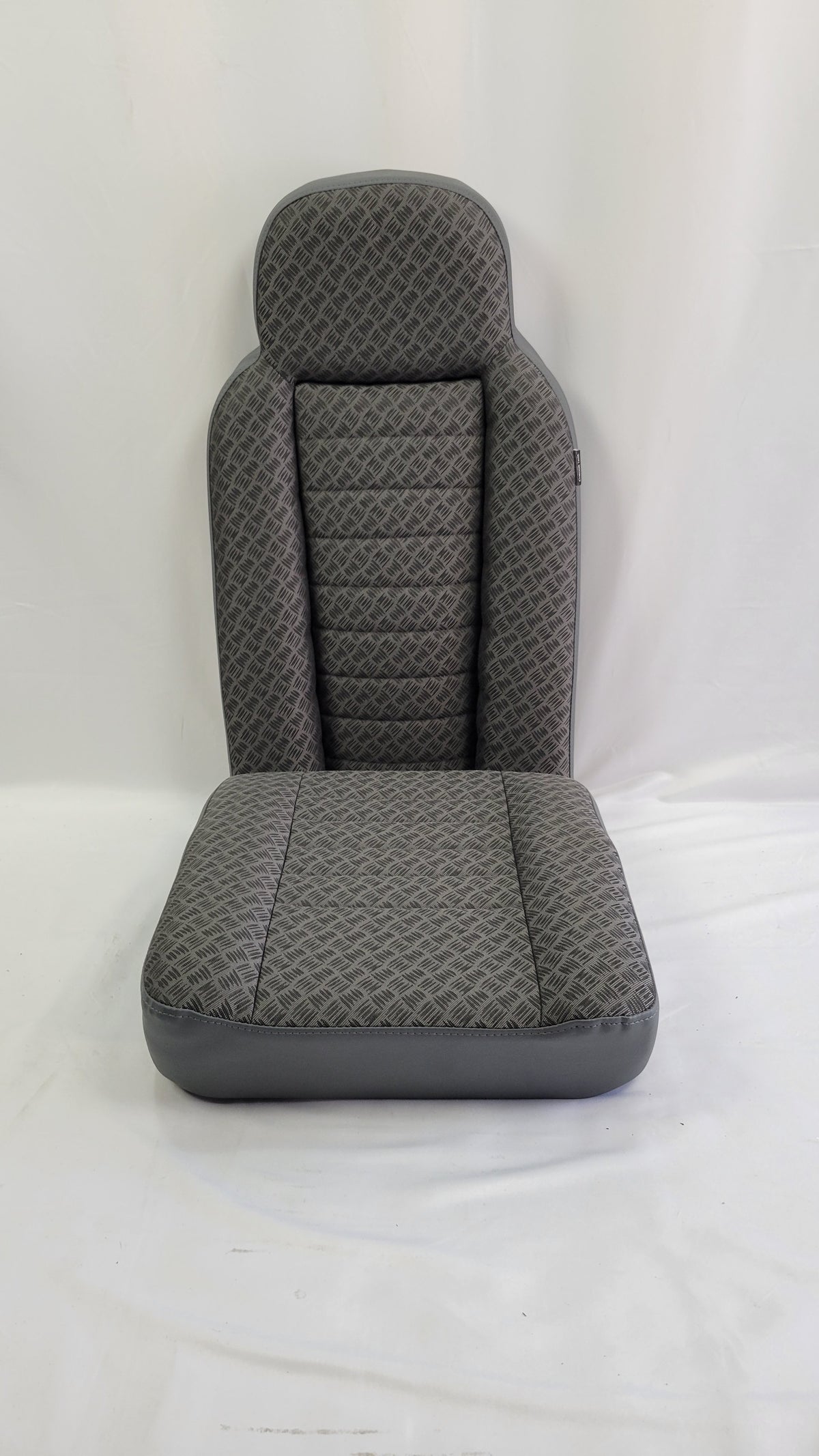Land Rover Seat HiBack Sec Row Techno Part BA2405T EXT350-TC