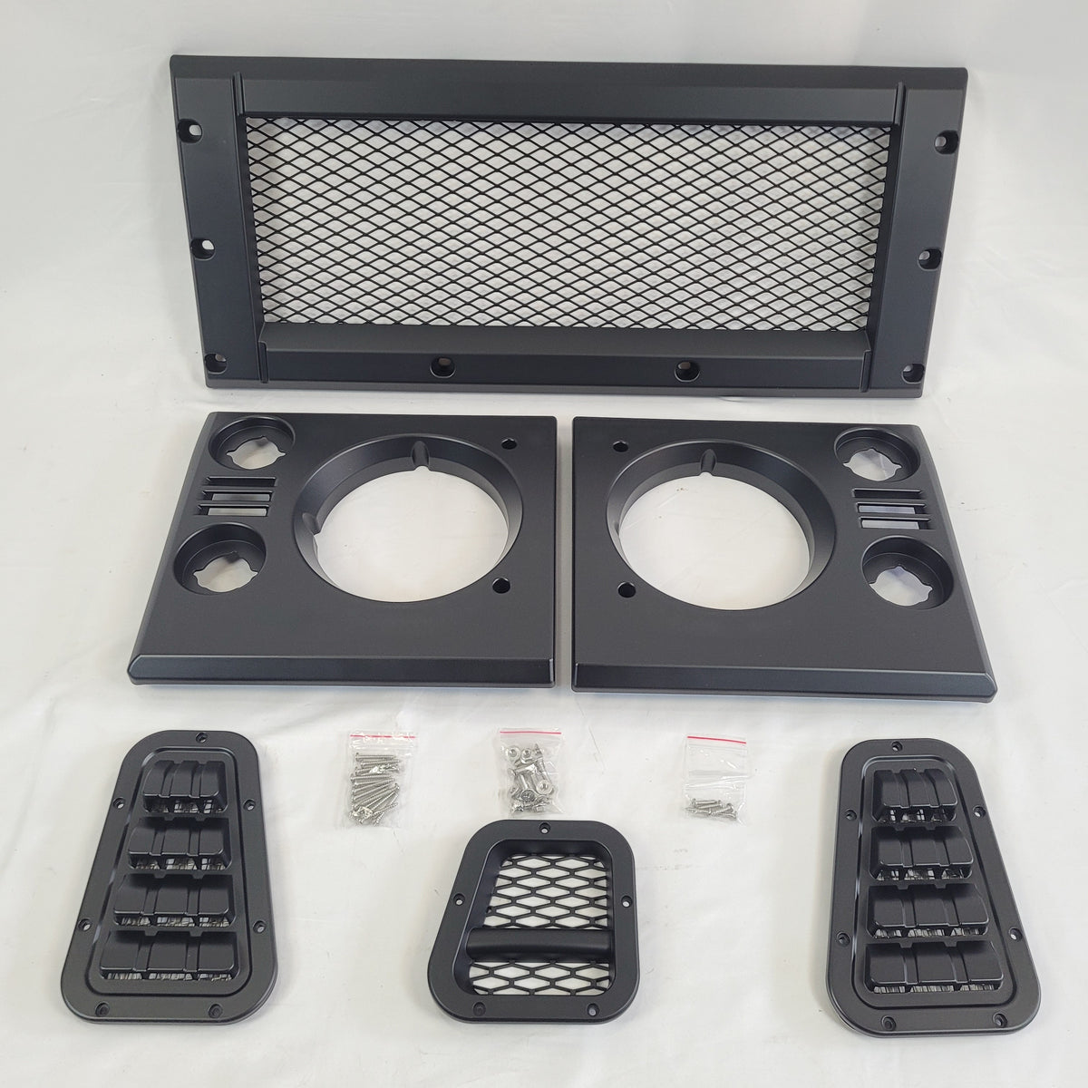 LR DEFENDER -16 Mesh Style Satin Black Face Lift Grille Kit BA9451