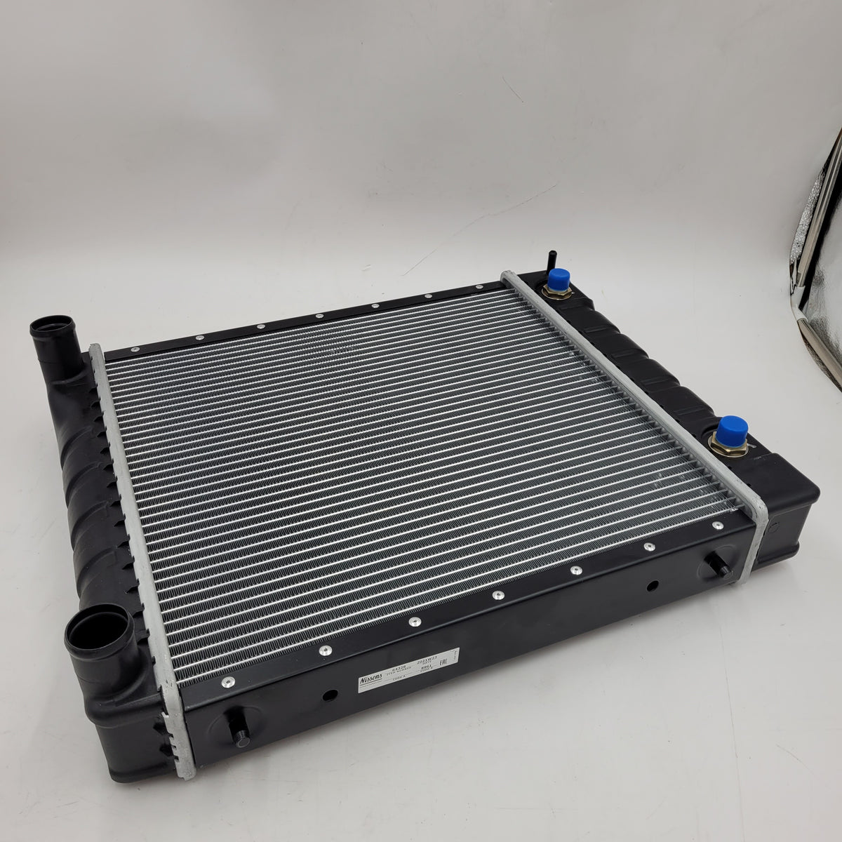 Defender Discovery 300 Tdi 2.5L M/T Radiator Assembly BTP2275G