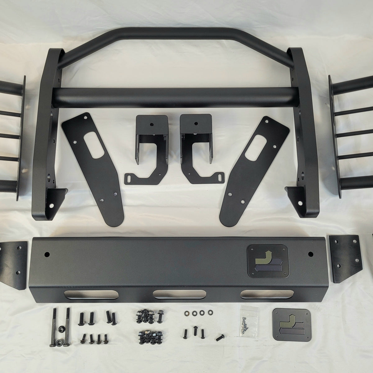 DEFENDER FALCO FR BUMPER(NO WINCH MOUNT) FRONT CENTER & LEFT/RIGHT GRILLE GUARD FAL003UK