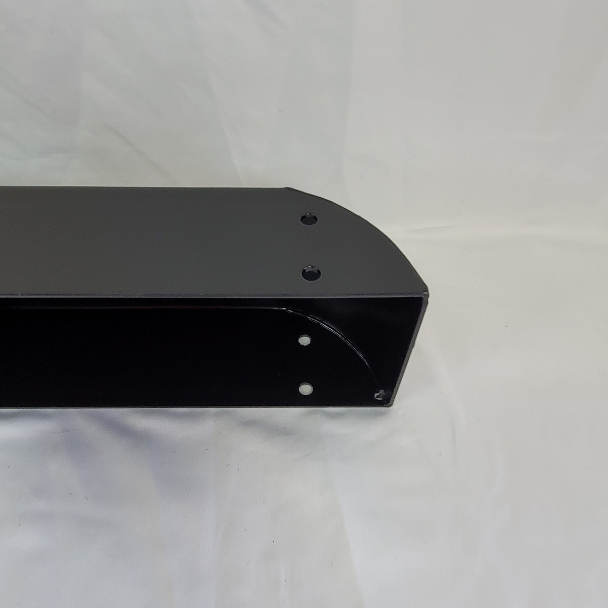 LR DEFENDER Front Bumper WITH ENDCAP HOLES LR505A