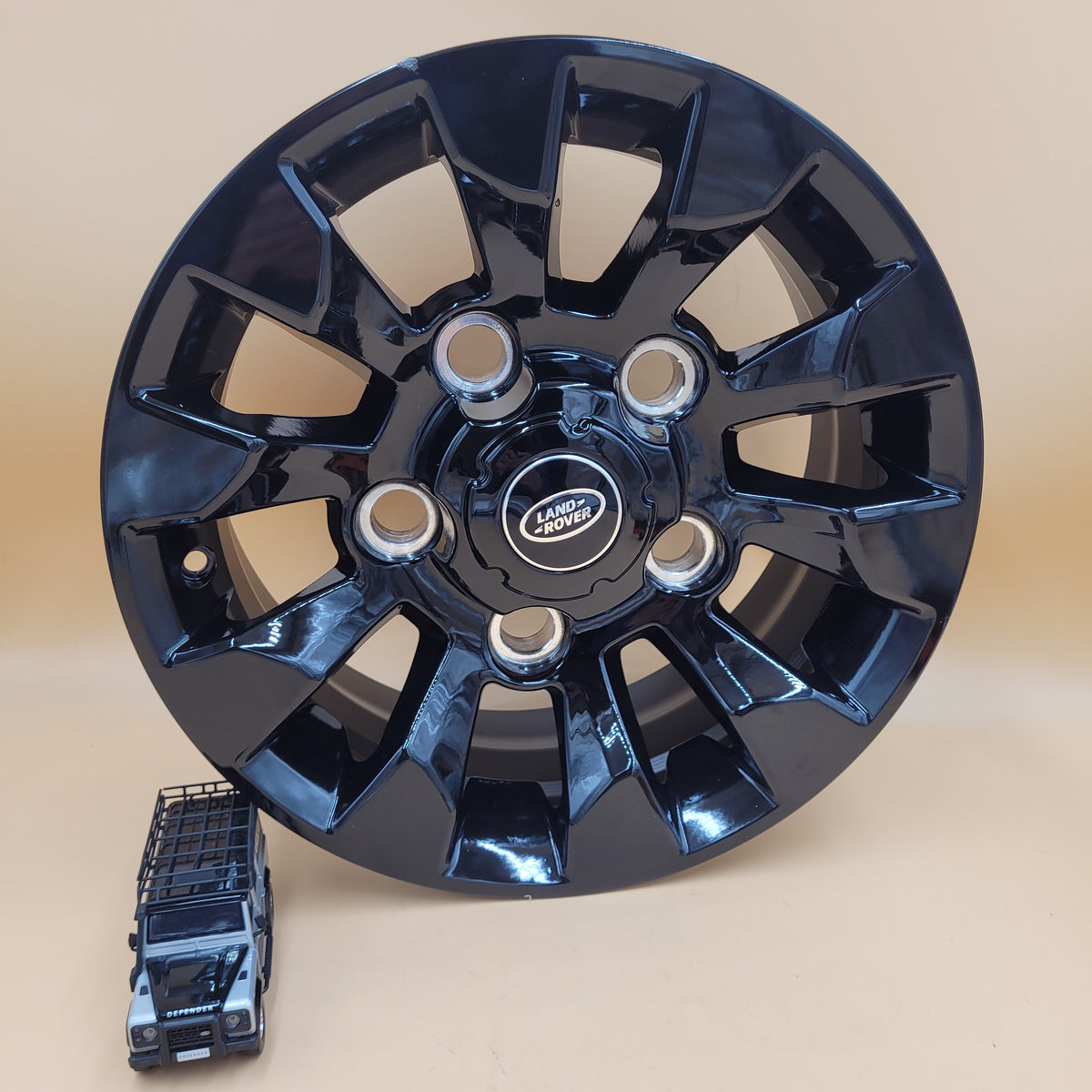 16'' Black Sawtooth Alloy Wheel Part LR025862 NEW