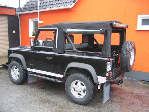 Defender 90 Mohair Canvas Top All Wheel Trim