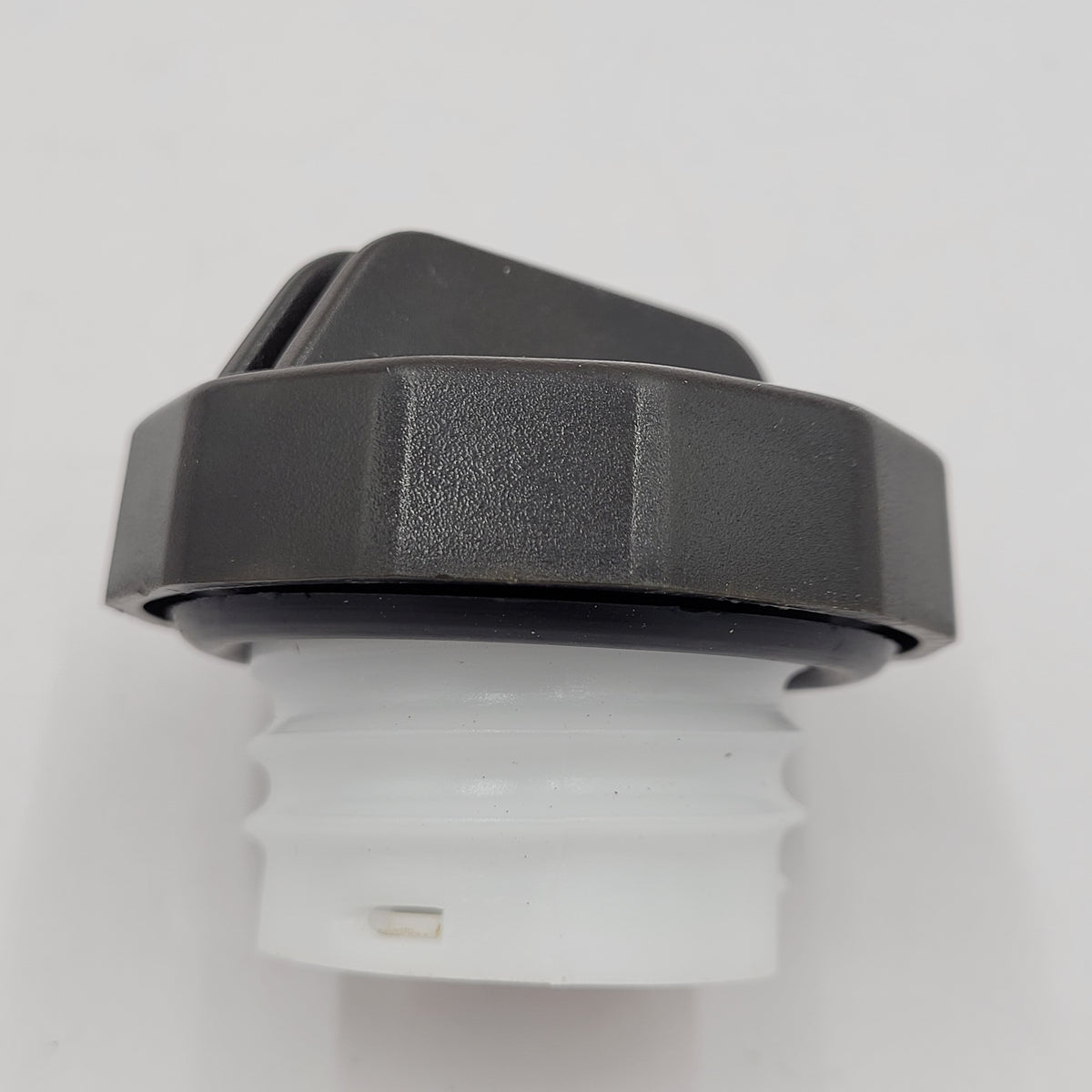 Land Rover Discovery 1 Range Rover P38 / Classic Fuel Filler Cap OEM WLD100820