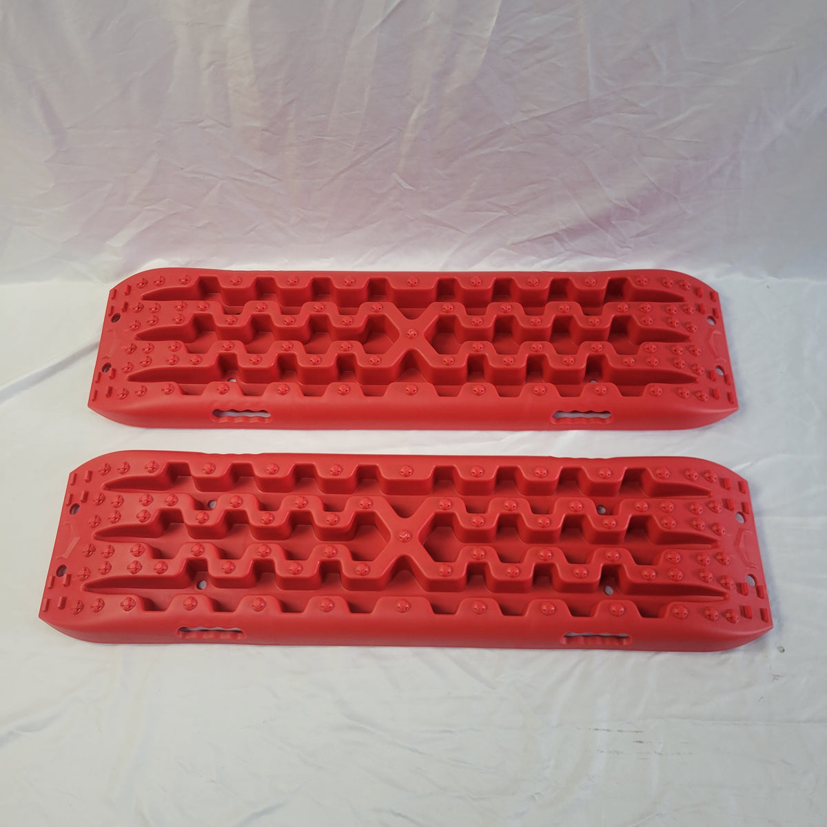 PAIR OFF-ROAD SNOW SAND MUD RECOVERY TRACK RESCUE BOARDS DA4587UK