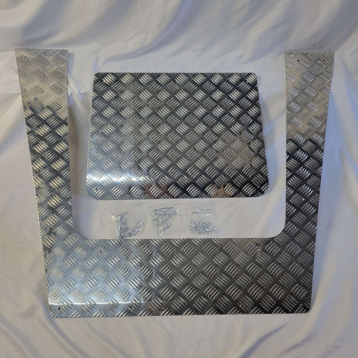 Bonnet Protector - 3MM Aluminum Chequered Plate Defender PUMA - Part BA120C