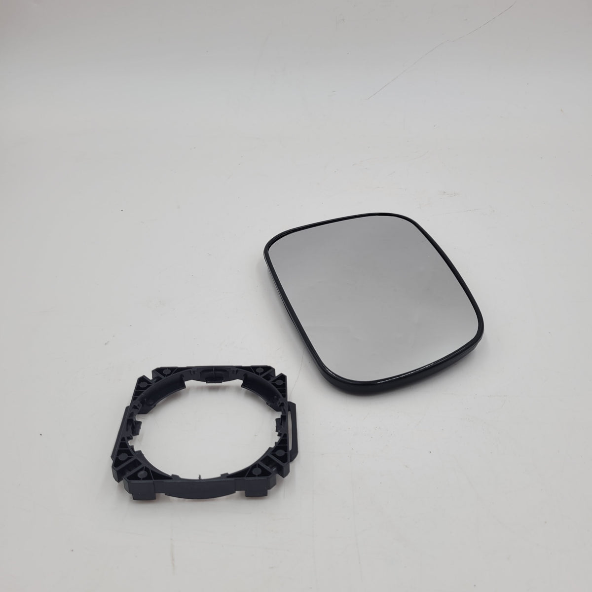 LAND ROVER DISCOVERY 1 DOOR MIRROR GLASS R/H AND MOUNTING CLIP STC4625+CRD100640
