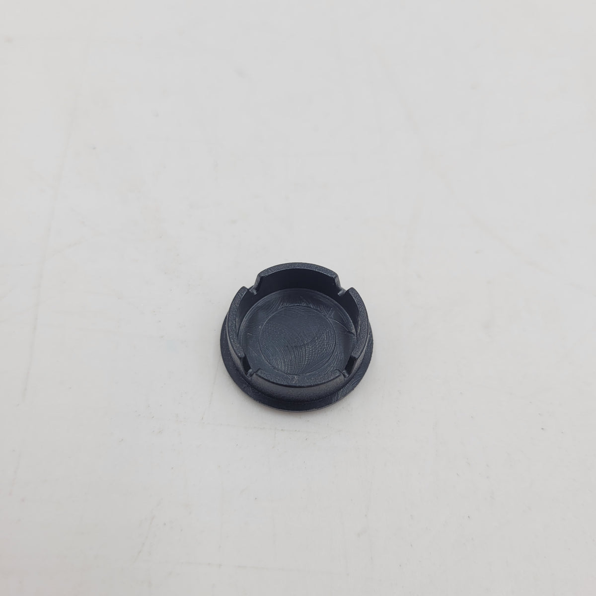 LR DEFENDER -16 Cap for Window Winder Handle YXX3200PMA