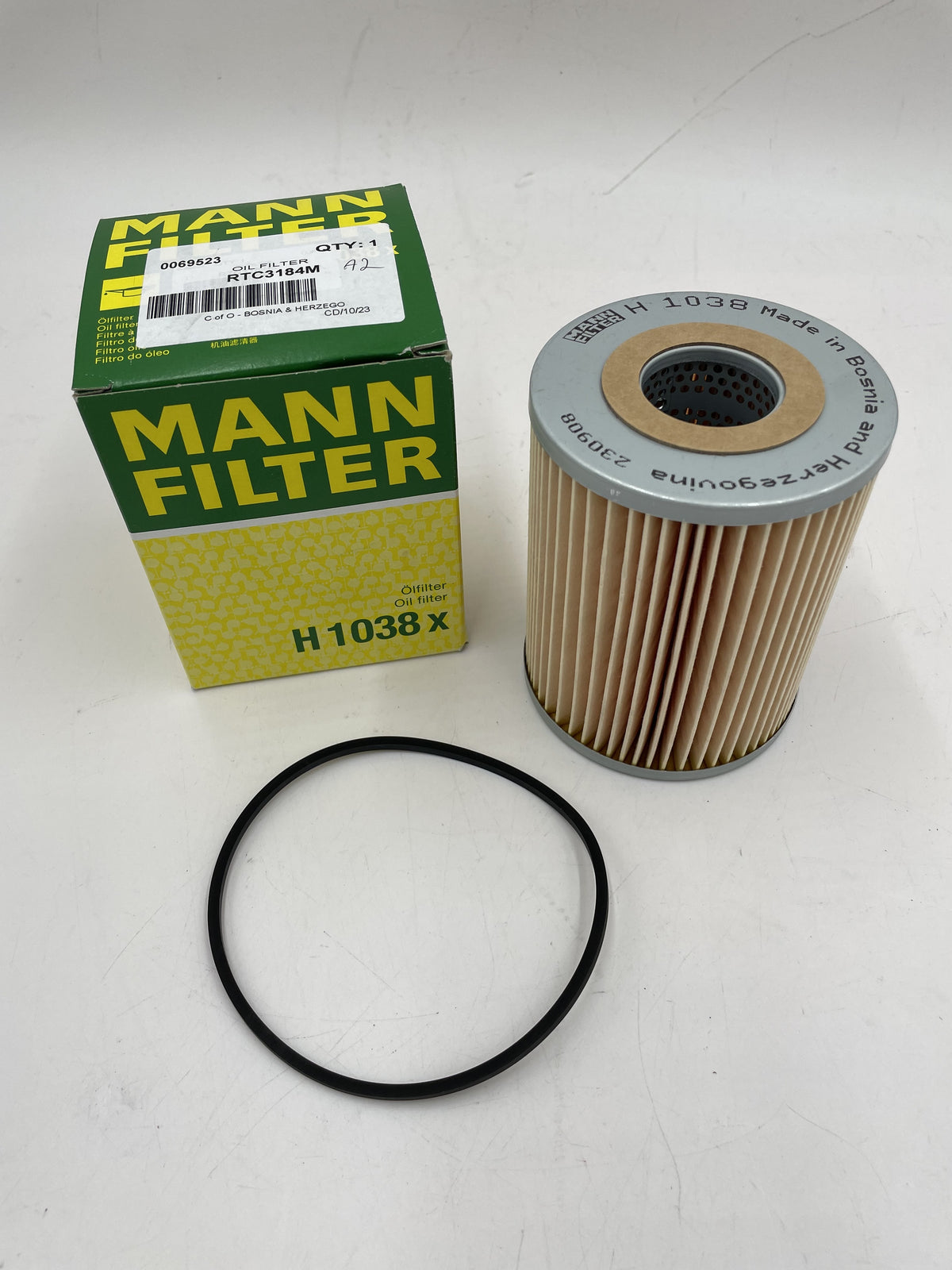 Land Rover Oil MANN Filter Part RTC3184M / H1038X