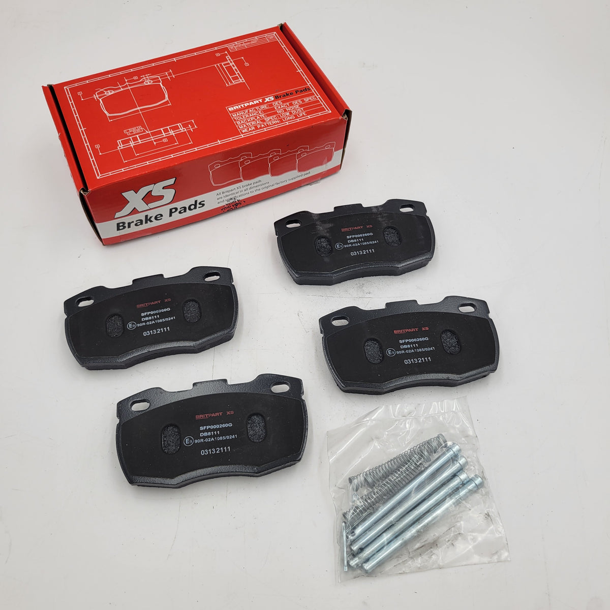 LR DEFENDER 90' 1990- / 110' 1984- Front Brake Pad Set SFP000260G