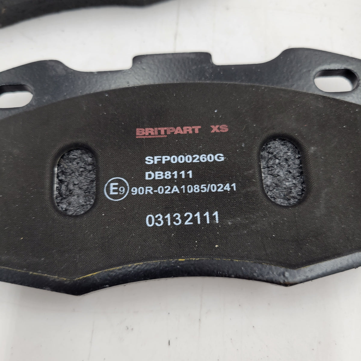 LR DEFENDER 90' 1990- / 110' 1984- Front Brake Pad Set SFP000260G